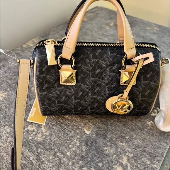 Michael Kors Grayson Empire Signature Logo Duffel Crossbody Bag - Picture 6 of 6